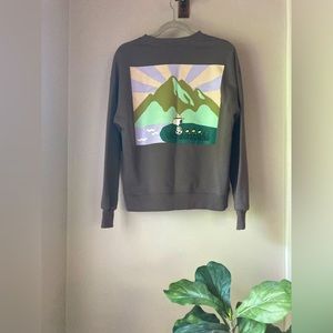 Peanuts Snoopy Great Outdoors Sweatshirt